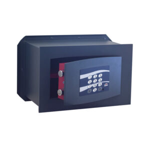 33024018
